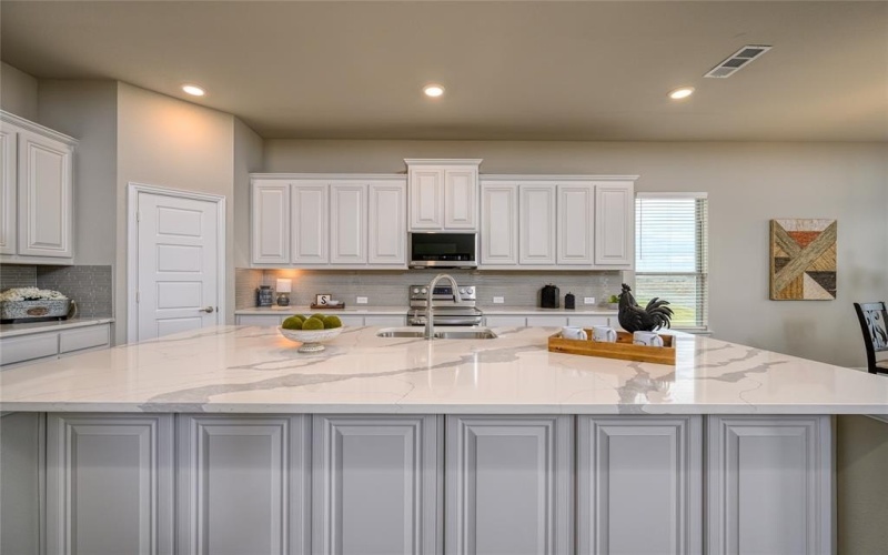9169 County Road 502, Blue Ridge, TX 75424, 5 Bedrooms Bedrooms, ,5 BathroomsBathrooms,Residential,For Sale,9169 County Road 502,20989653