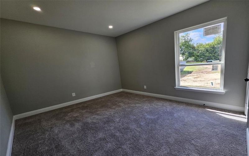 202 E 1st North Street, Kaufman, TX 75142, 4 Bedrooms Bedrooms, ,2 BathroomsBathrooms,Residential,For Sale,202 E 1st North Street,20989723