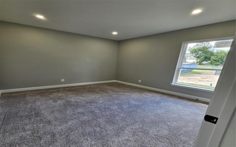 202 E 1st North Street, Kaufman, TX 75142, 4 Bedrooms Bedrooms, ,2 BathroomsBathrooms,Residential,For Sale,202 E 1st North Street,20989723