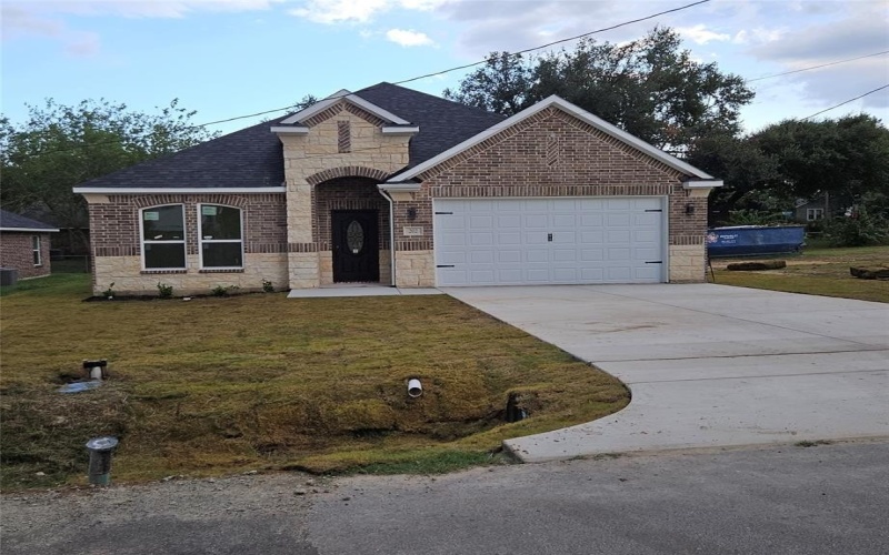 202 E 1st North Street, Kaufman, TX 75142, 4 Bedrooms Bedrooms, ,2 BathroomsBathrooms,Residential,For Sale,202 E 1st North Street,20989723