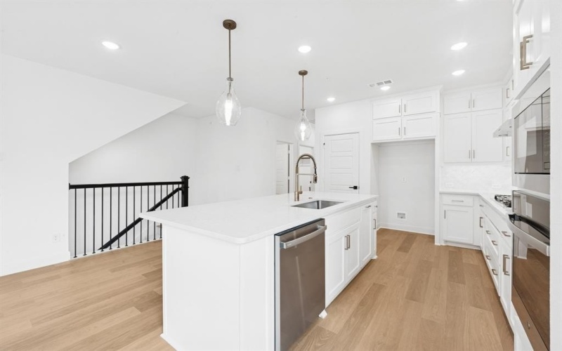 4839 Fuller Court #701, Irving, TX 75038, 3 Bedrooms Bedrooms, ,2 BathroomsBathrooms,Residential,For Sale,4839 Fuller Court,0,20989790