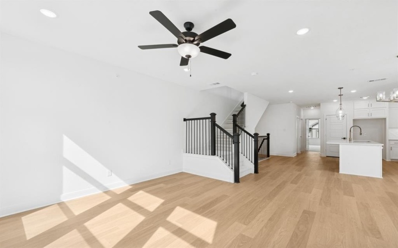 4839 Fuller Court #701, Irving, TX 75038, 3 Bedrooms Bedrooms, ,2 BathroomsBathrooms,Residential,For Sale,4839 Fuller Court,0,20989790