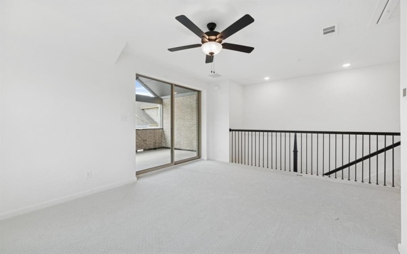 4839 Fuller Court #701, Irving, TX 75038, 3 Bedrooms Bedrooms, ,2 BathroomsBathrooms,Residential,For Sale,4839 Fuller Court,0,20989790