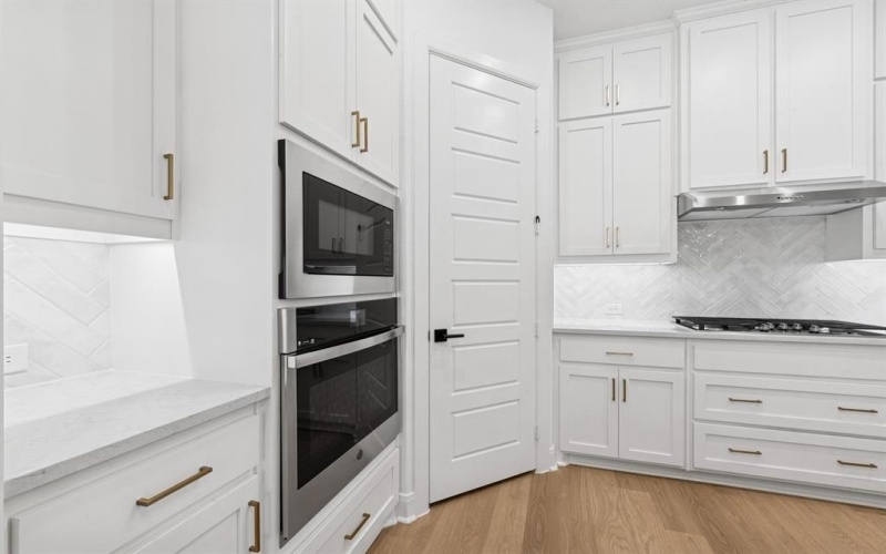 4839 Fuller Court #703, Irving, TX 75038, 3 Bedrooms Bedrooms, ,2 BathroomsBathrooms,Residential,For Sale,4839 Fuller Court,0,20989859