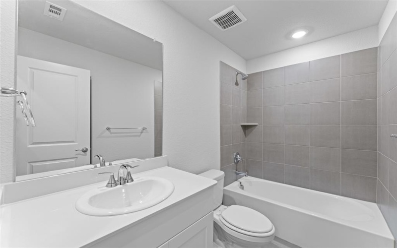 265 Sugarlands Drive, Greenville, TX 75402, 4 Habitaciones Habitaciones , ,3 BañosBaños,Residential,En Venta,265 Sugarlands Drive,20989863
