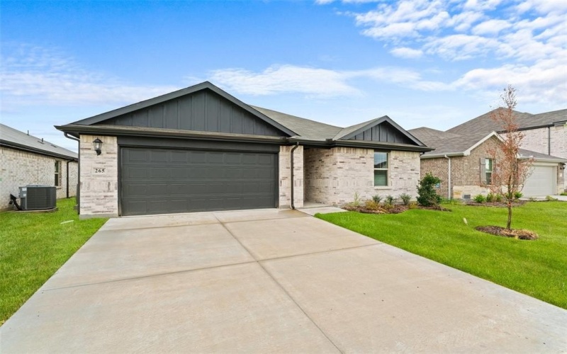 265 Sugarlands Drive, Greenville, TX 75402, 4 Habitaciones Habitaciones , ,3 BañosBaños,Residential,En Venta,265 Sugarlands Drive,20989863