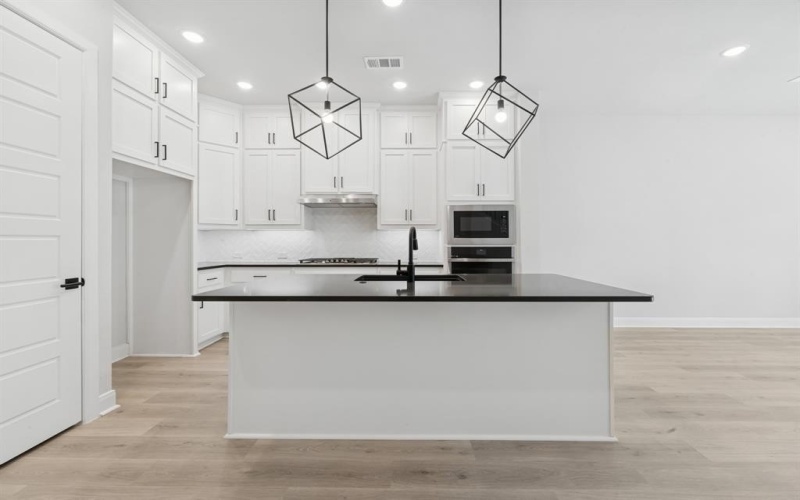 4839 Fuller Court #704, Irving, TX 75038, 3 Habitaciones Habitaciones , ,2 BañosBaños,Residential,En Venta,4839 Fuller Court,0,20989874