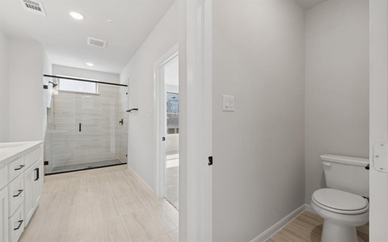 4839 Fuller Court #704, Irving, TX 75038, 3 Habitaciones Habitaciones , ,2 BañosBaños,Residential,En Venta,4839 Fuller Court,0,20989874