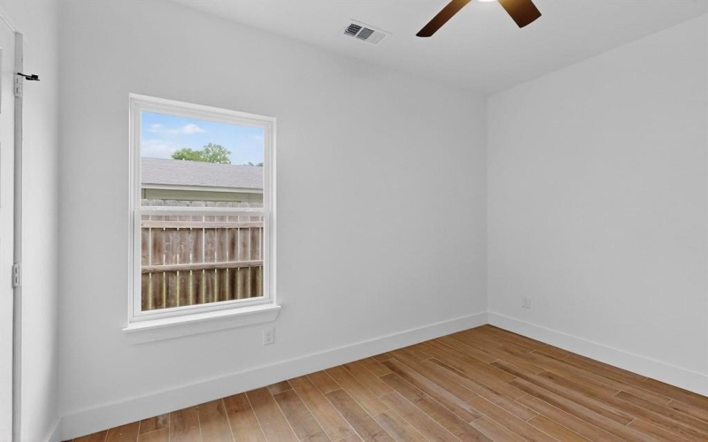 218 S Locust Street, Sulphur Springs, TX 75482, 2 Bedrooms Bedrooms, ,2 BathroomsBathrooms,Residential,For Sale,218 S Locust Street,20989888