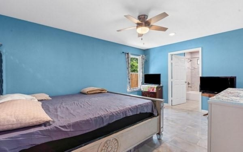 104 S Wall Street, Itasca, TX 76055, 3 Habitaciones Habitaciones , ,2 BañosBaños,Residential,En Venta,104 S Wall Street,20989898