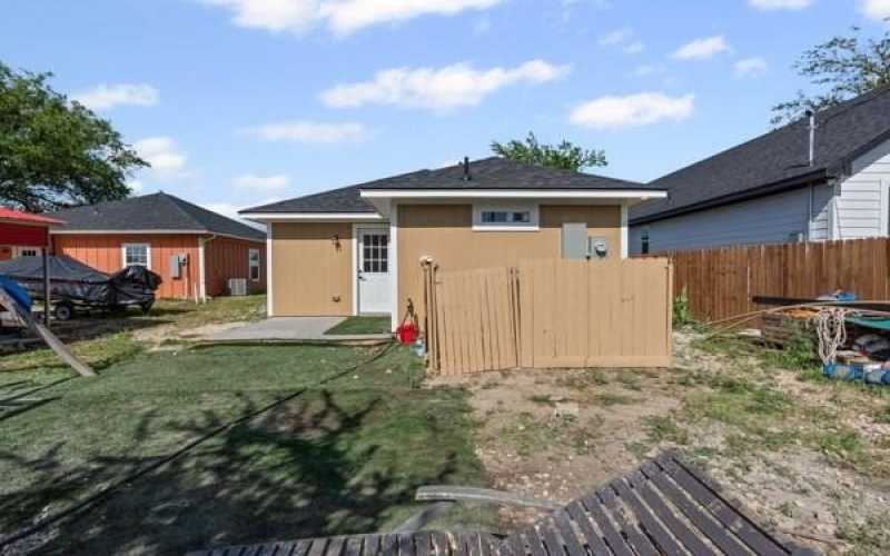 104 S Wall Street, Itasca, TX 76055, 3 Habitaciones Habitaciones , ,2 BañosBaños,Residential,En Venta,104 S Wall Street,20989898
