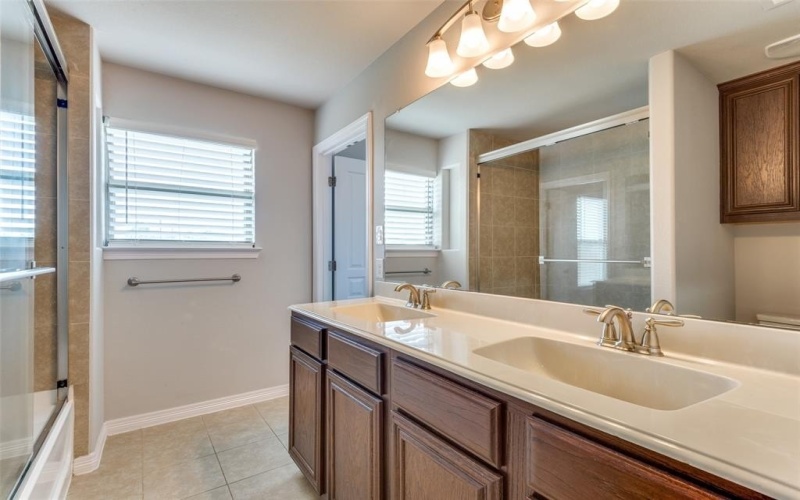 272 Irick Court, Aubrey, TX 76227, 3 Bedrooms Bedrooms, ,2 BathroomsBathrooms,Residential,For Sale,272 Irick Court,20989911