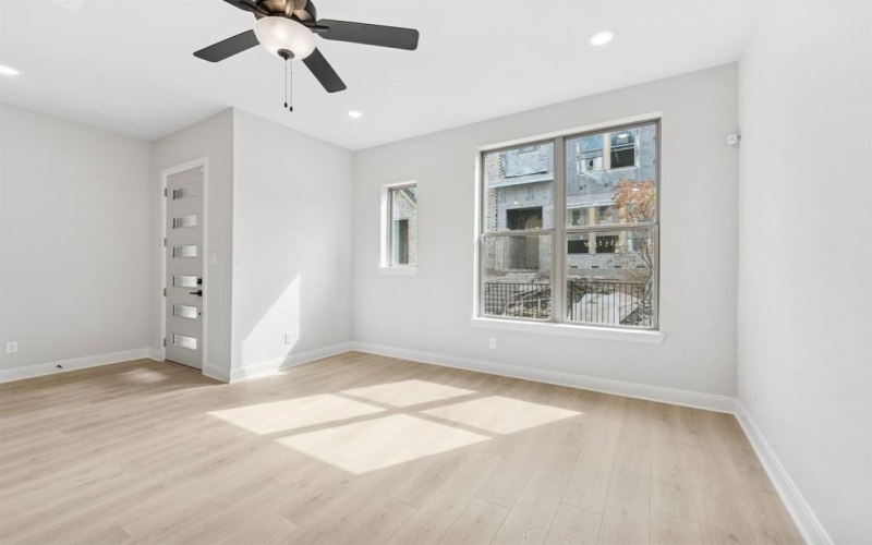 4839 Fuller Court #705, Irving, TX 75038, 3 Habitaciones Habitaciones , ,2 BañosBaños,Residential,En Venta,4839 Fuller Court,0,20989913