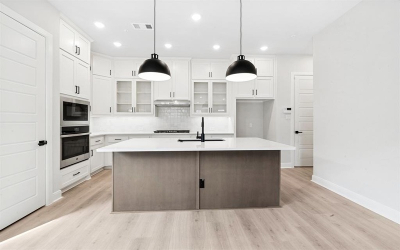 4839 Fuller Court #705, Irving, TX 75038, 3 Habitaciones Habitaciones , ,2 BañosBaños,Residential,En Venta,4839 Fuller Court,0,20989913