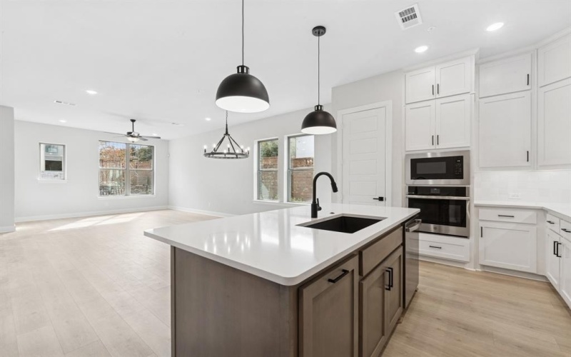 4839 Fuller Court #705, Irving, TX 75038, 3 Habitaciones Habitaciones , ,2 BañosBaños,Residential,En Venta,4839 Fuller Court,0,20989913