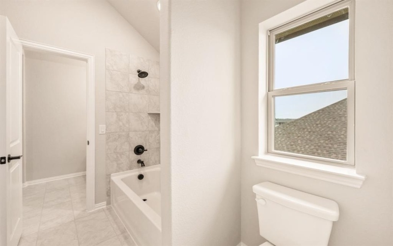 137 Claywood Drive, Glenn Heights, TX 75154, 5 Bedrooms Bedrooms, ,3 BathroomsBathrooms,Residential,For Sale,137 Claywood Drive,0,20989984