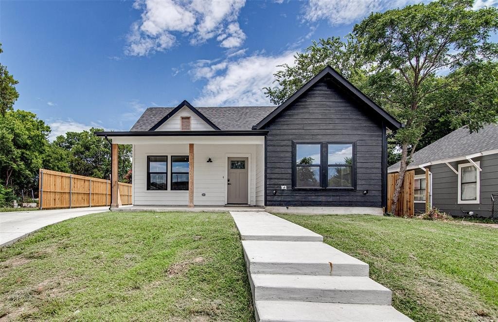 1205 E Morningside Drive, Fort Worth, TX 76104, 3 Habitaciones Habitaciones , ,2 BañosBaños,Residential,En Venta,1205 E Morningside Drive,20990038