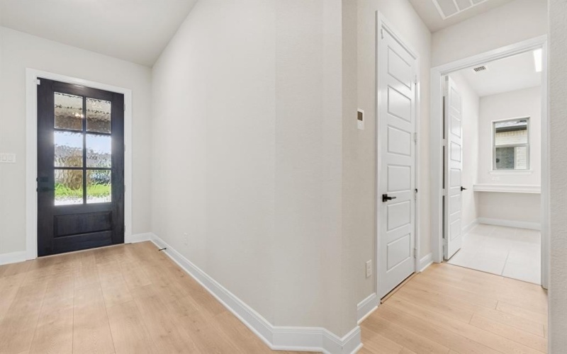600 Long Trail, Mansfield, TX 76063, 3 Bedrooms Bedrooms, ,2 BathroomsBathrooms,Residential,For Sale,600 Long Trail,0,20990077