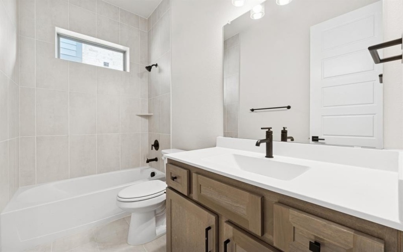 600 Long Trail, Mansfield, TX 76063, 3 Bedrooms Bedrooms, ,2 BathroomsBathrooms,Residential,For Sale,600 Long Trail,0,20990077