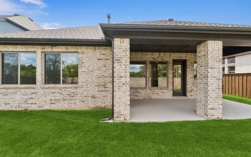 600 Long Trail, Mansfield, TX 76063, 3 Bedrooms Bedrooms, ,2 BathroomsBathrooms,Residential,For Sale,600 Long Trail,0,20990077
