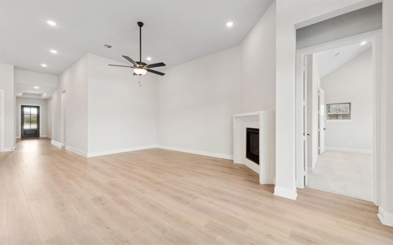 514 Long Trail, Mansfield, TX 76063, 4 Bedrooms Bedrooms, ,3 BathroomsBathrooms,Residential,For Sale,514 Long Trail,0,20990133