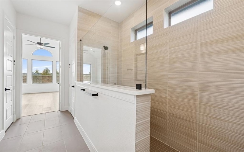 607 Long Trail, Mansfield, TX 76063, 4 Habitaciones Habitaciones , ,3 BañosBaños,Residential,En Venta,607 Long Trail,0,20990154