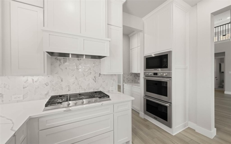 2100 Pelican Drive, Mansfield, TX 76063, 5 Bedrooms Bedrooms, ,5 BathroomsBathrooms,Residential,For Sale,2100 Pelican Drive,0,20990217