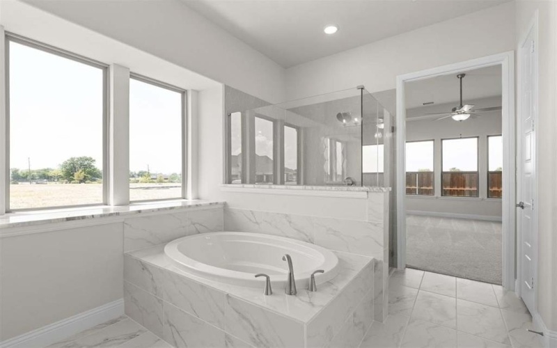 1705 Sapphire Road, Rockwall, TX 75087, 4 Bedrooms Bedrooms, ,5 BathroomsBathrooms,Residential,For Sale,1705 Sapphire Road,0,20990282