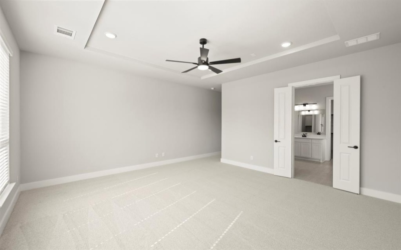 2210 Pelican, Mansfield, TX 76063, 6 Bedrooms Bedrooms, ,5 BathroomsBathrooms,Residential,For Sale,2210 Pelican,0,20990354