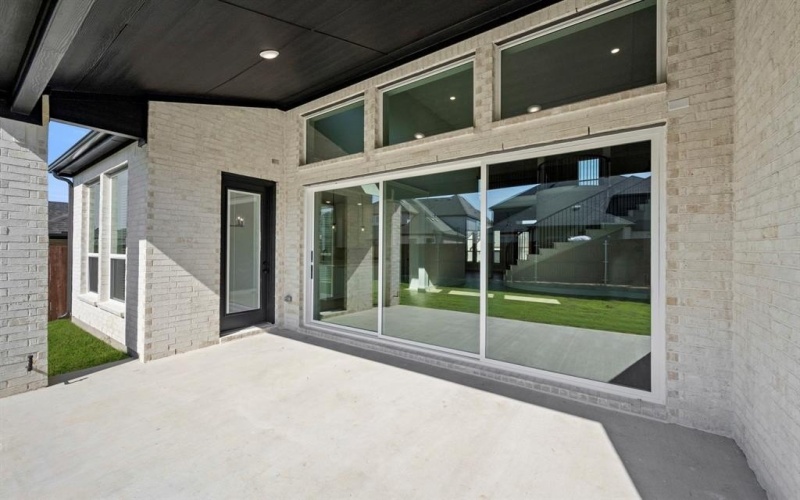 2210 Pelican, Mansfield, TX 76063, 6 Bedrooms Bedrooms, ,5 BathroomsBathrooms,Residential,For Sale,2210 Pelican,0,20990354