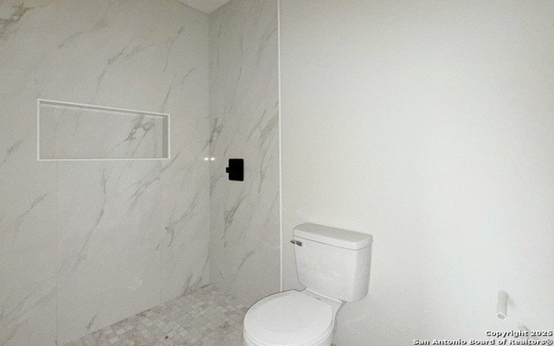 2412 Ceralvo St, San Antonio, TX 78237, 3 Habitaciones Habitaciones , ,2 BañosBaños,Residential,En Venta,2412 Ceralvo St,1881262