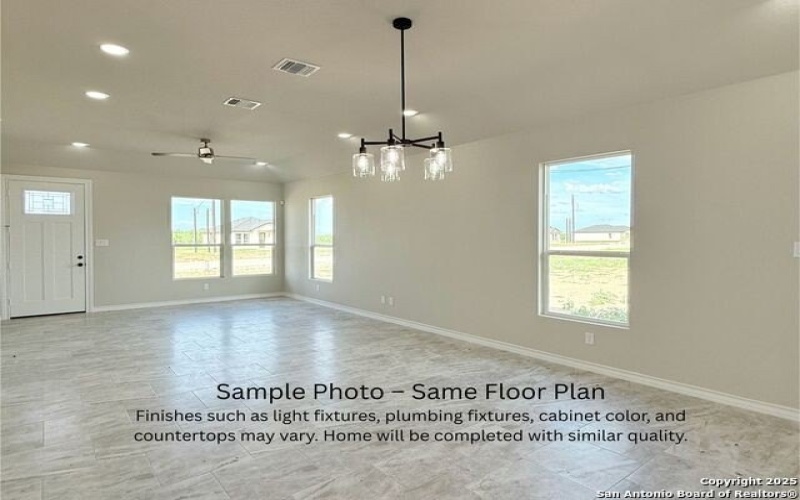 2412 Ceralvo St, San Antonio, TX 78237, 3 Habitaciones Habitaciones , ,2 BañosBaños,Residential,En Venta,2412 Ceralvo St,1881262