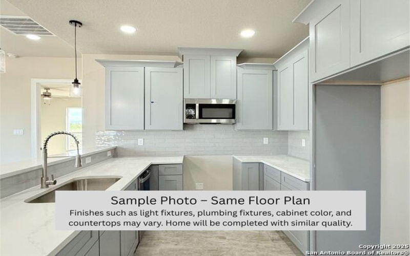 2412 Ceralvo St, San Antonio, TX 78237, 3 Habitaciones Habitaciones , ,2 BañosBaños,Residential,En Venta,2412 Ceralvo St,1881262