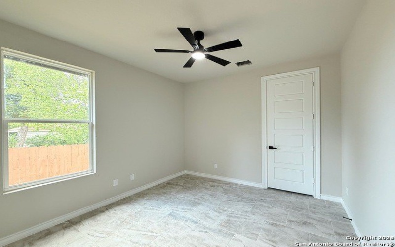 419 N San Ignacio Ave, San Antonio, TX 78228, 4 Habitaciones Habitaciones , ,3 BañosBaños,Residential,En Venta,419 N San Ignacio Ave,0,1881275