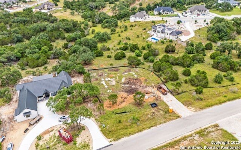 375 Iron Hill, New Braunfels, TX 78132, 4 Bedrooms Bedrooms, ,3 BathroomsBathrooms,Residential,For Sale,375 Iron Hill,1881320