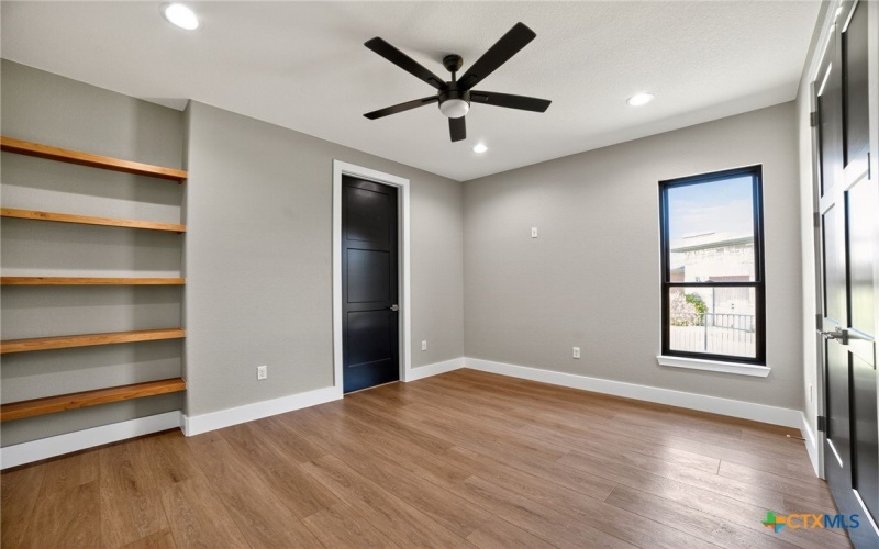 103 Still Meadow Drive, Kingsland, TX 78639, 4 Habitaciones Habitaciones , ,3 BañosBaños,Residential,En Venta,103 Still Meadow Drive,0,585613