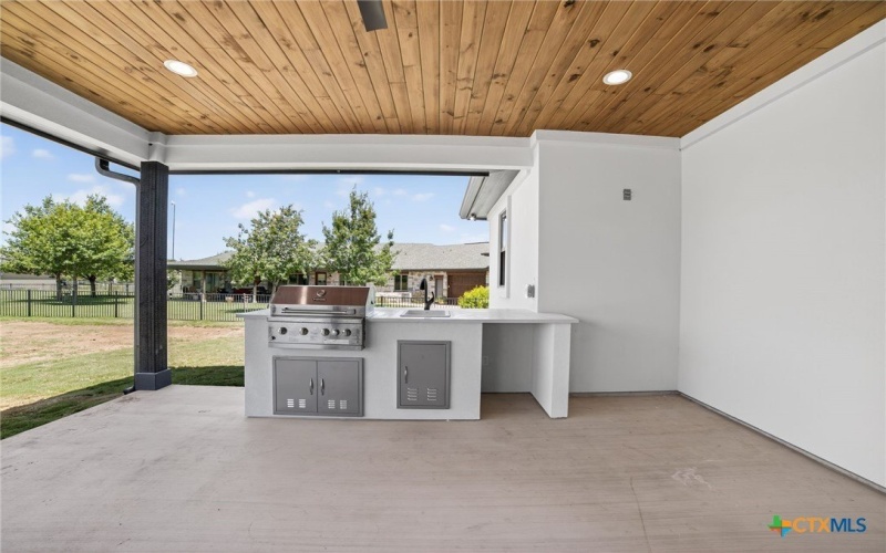 103 Still Meadow Drive, Kingsland, TX 78639, 4 Habitaciones Habitaciones , ,3 BañosBaños,Residential,En Venta,103 Still Meadow Drive,0,585613