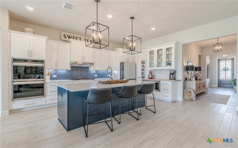 1308 Dancing Oak Lane, San Marcos, TX 78666, 2 Habitaciones Habitaciones , ,2 BañosBaños,Residential,En Venta,1308 Dancing Oak Lane,585620