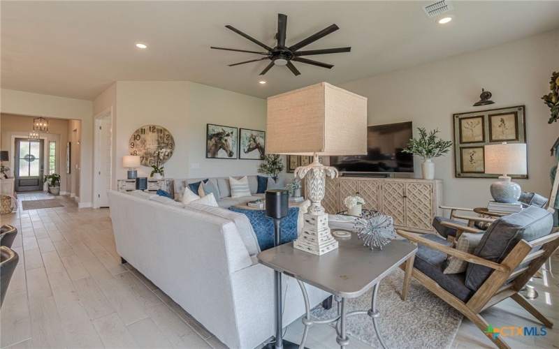 1308 Dancing Oak Lane, San Marcos, TX 78666, 2 Habitaciones Habitaciones , ,2 BañosBaños,Residential,En Venta,1308 Dancing Oak Lane,585620