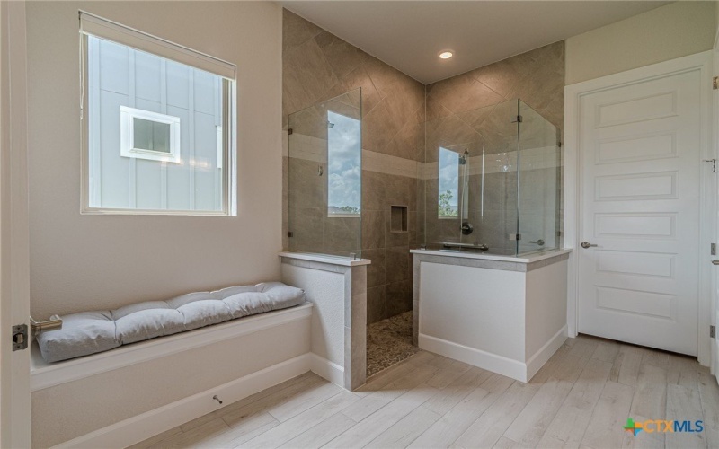 1308 Dancing Oak Lane, San Marcos, TX 78666, 2 Habitaciones Habitaciones , ,2 BañosBaños,Residential,En Venta,1308 Dancing Oak Lane,585620