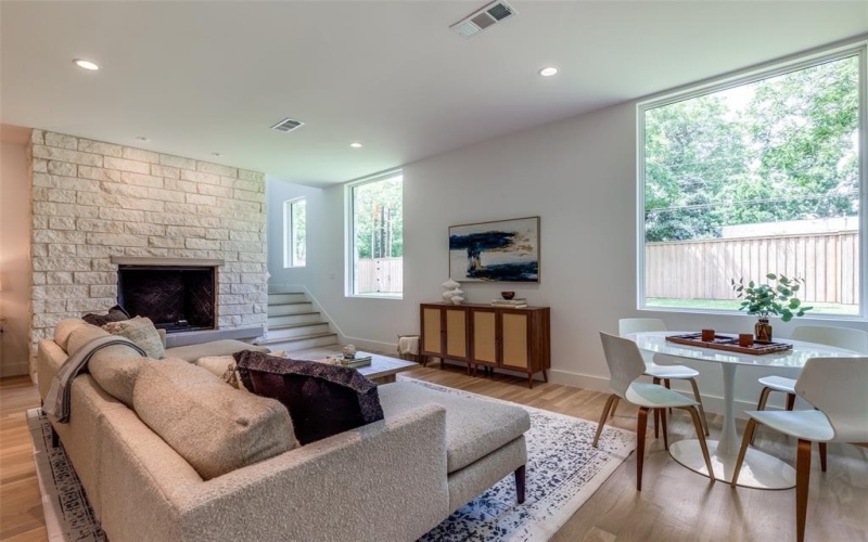 4025 Hockaday Drive, Dallas, TX 75229, 5 Bedrooms Bedrooms, ,6 BathroomsBathrooms,Residential,For Sale,4025 Hockaday Drive,20978777