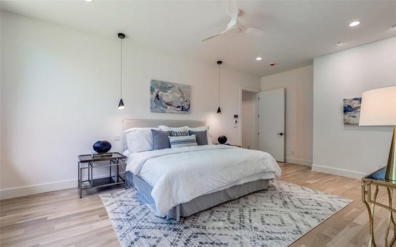 4025 Hockaday Drive, Dallas, TX 75229, 5 Bedrooms Bedrooms, ,6 BathroomsBathrooms,Residential,For Sale,4025 Hockaday Drive,20978777