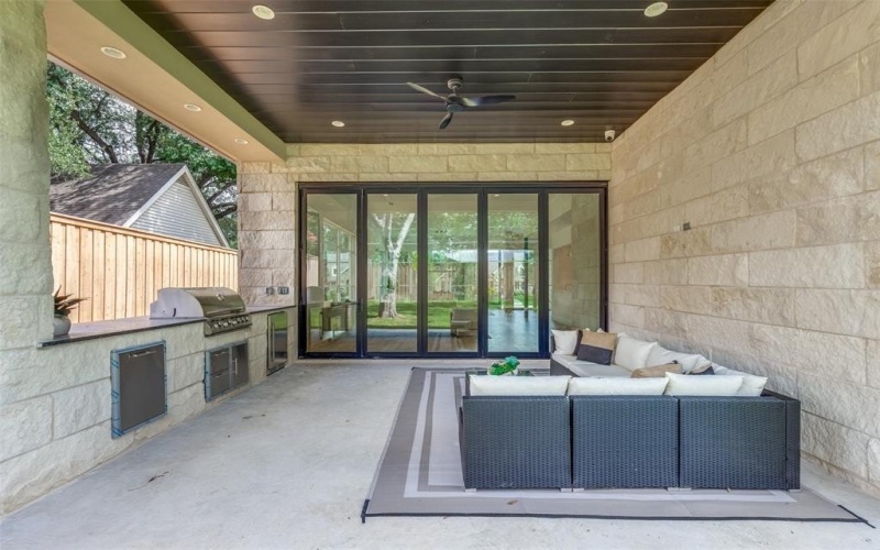 4025 Hockaday Drive, Dallas, TX 75229, 5 Bedrooms Bedrooms, ,6 BathroomsBathrooms,Residential,For Sale,4025 Hockaday Drive,20978777