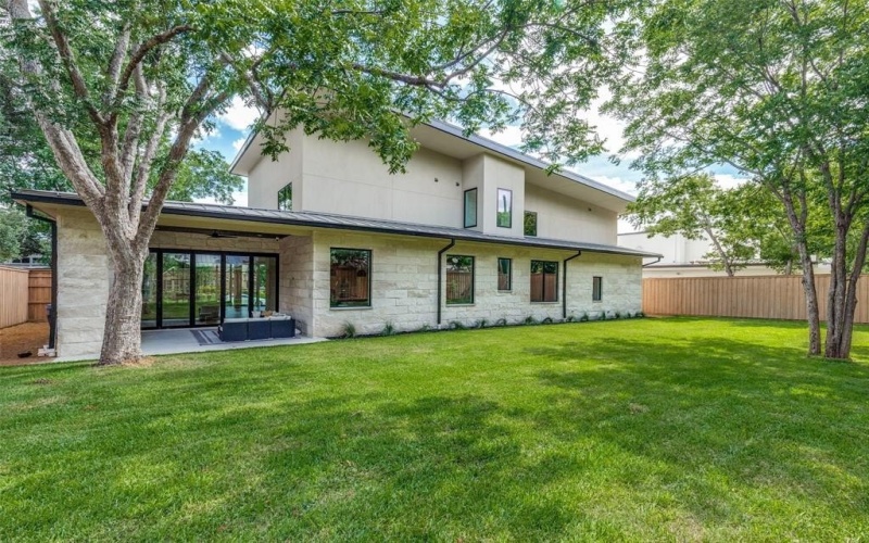 4025 Hockaday Drive, Dallas, TX 75229, 5 Bedrooms Bedrooms, ,6 BathroomsBathrooms,Residential,For Sale,4025 Hockaday Drive,20978777