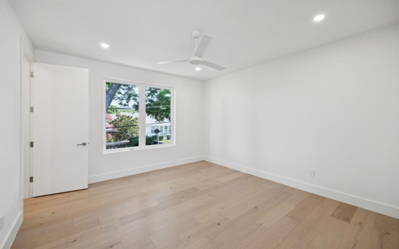 2029 Summit Avenue, Dallas, TX 75206, 3 Bedrooms Bedrooms, ,5 BathroomsBathrooms,Residential,For Sale,2029 Summit Avenue,20979948