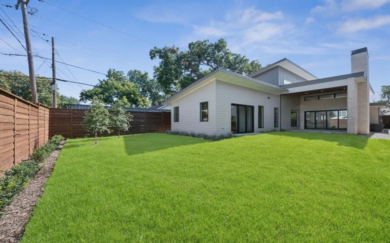 2029 Summit Avenue, Dallas, TX 75206, 3 Bedrooms Bedrooms, ,5 BathroomsBathrooms,Residential,For Sale,2029 Summit Avenue,20979948
