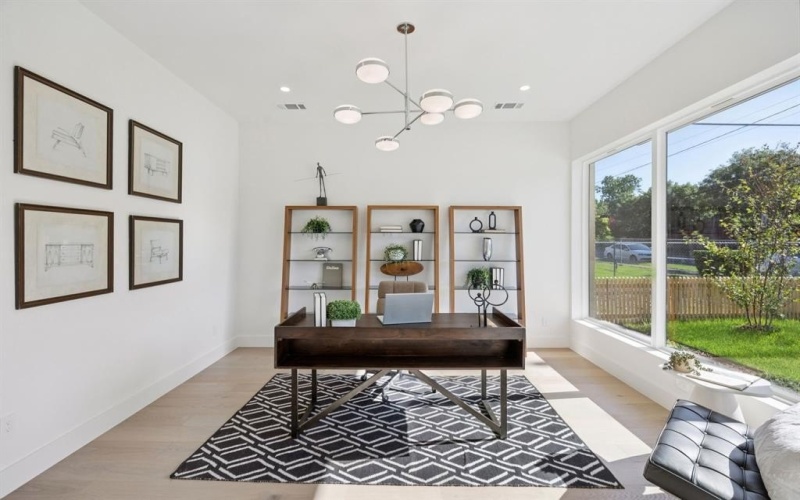 2029 Summit Avenue, Dallas, TX 75206, 3 Bedrooms Bedrooms, ,5 BathroomsBathrooms,Residential,For Sale,2029 Summit Avenue,20979948