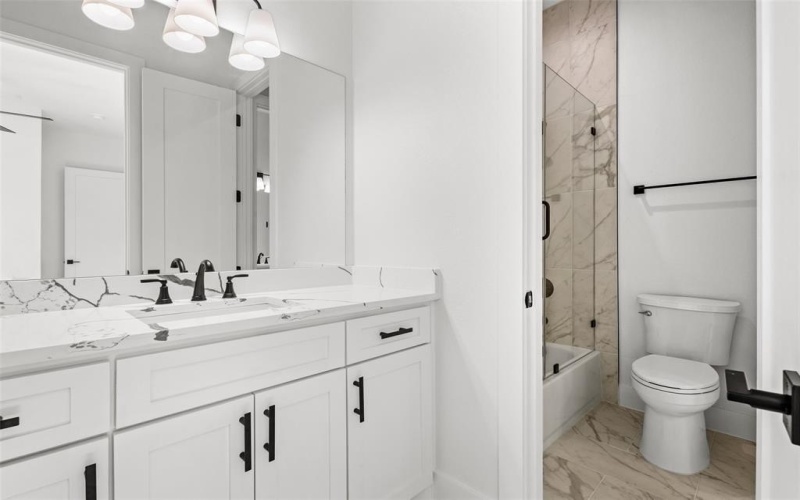 1418 Oak Hill Drive, Van Alstyne, TX 75495, 4 Bedrooms Bedrooms, ,3 BathroomsBathrooms,Residential,For Sale,1418 Oak Hill Drive,0,20984648