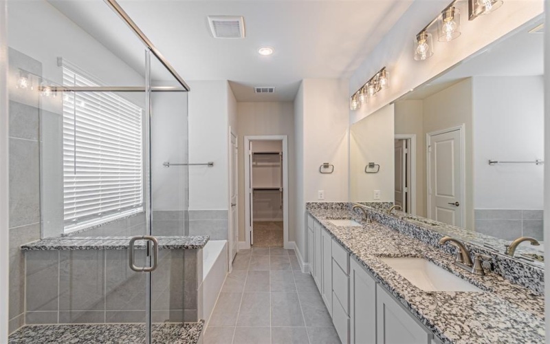 14429 McClint Street, Pilot Point, TX 75009, 5 Bedrooms Bedrooms, ,5 BathroomsBathrooms,Residential,For Sale,14429 McClint Street,20985135