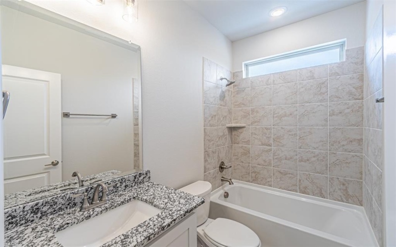 14429 McClint Street, Pilot Point, TX 75009, 5 Bedrooms Bedrooms, ,5 BathroomsBathrooms,Residential,For Sale,14429 McClint Street,20985135